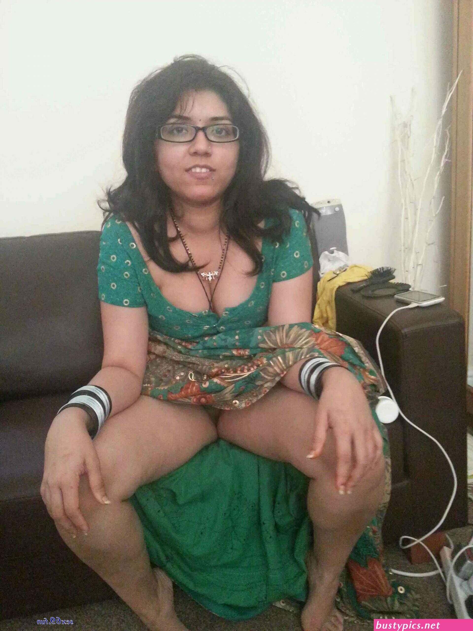 village aunty hot boobs photos xxx