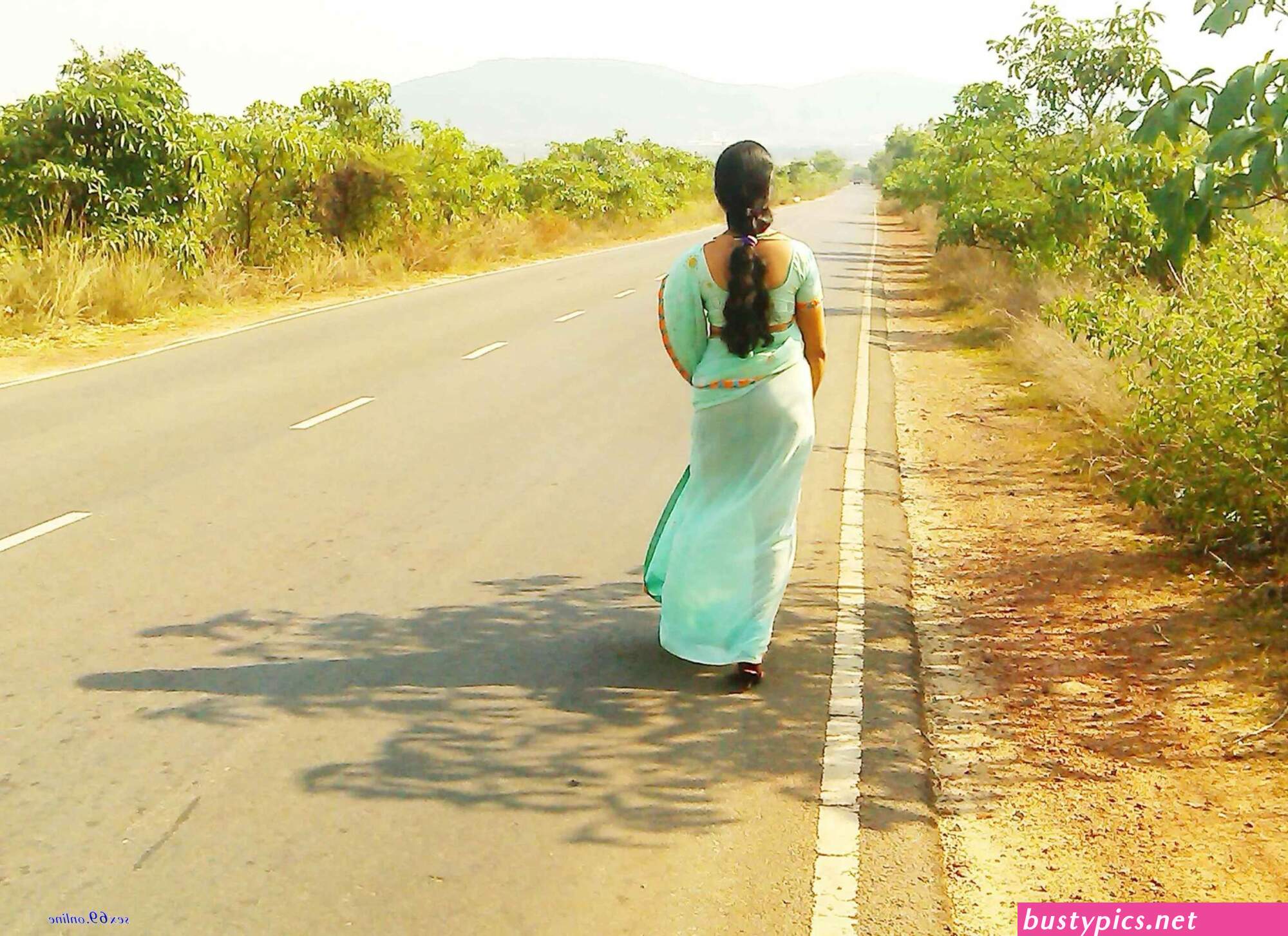 village aunty nude susu gaand images